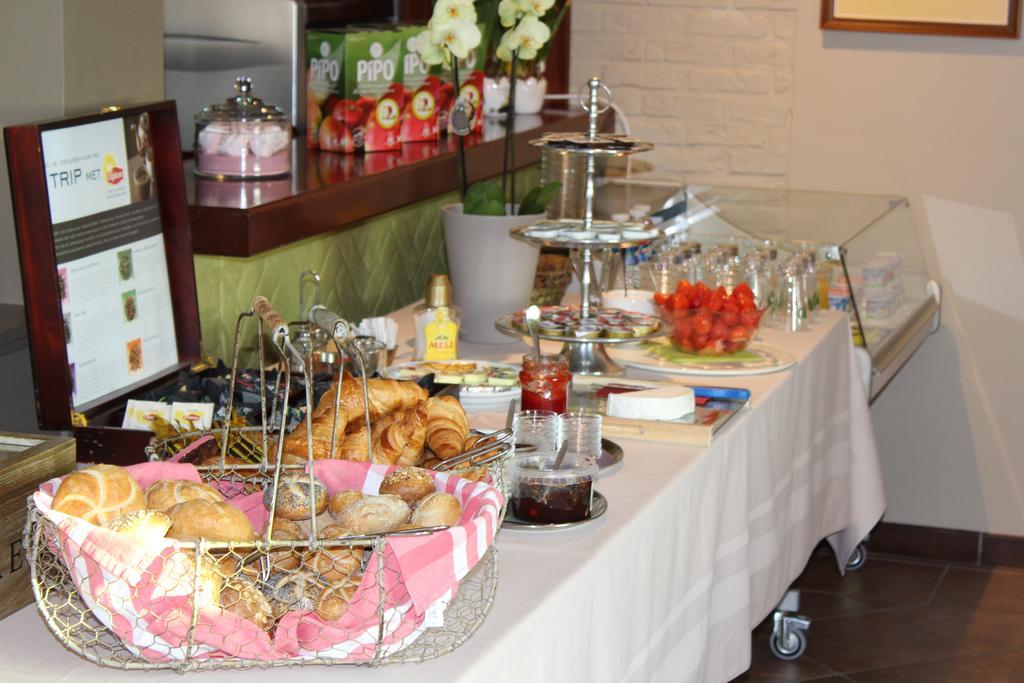 B&B De Vroling Wellen Bagian luar foto